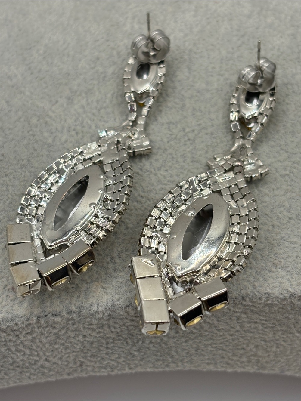 Yellow & White Austrian Crystal Earrings 3” long NWOTS - Picture 7 of 8